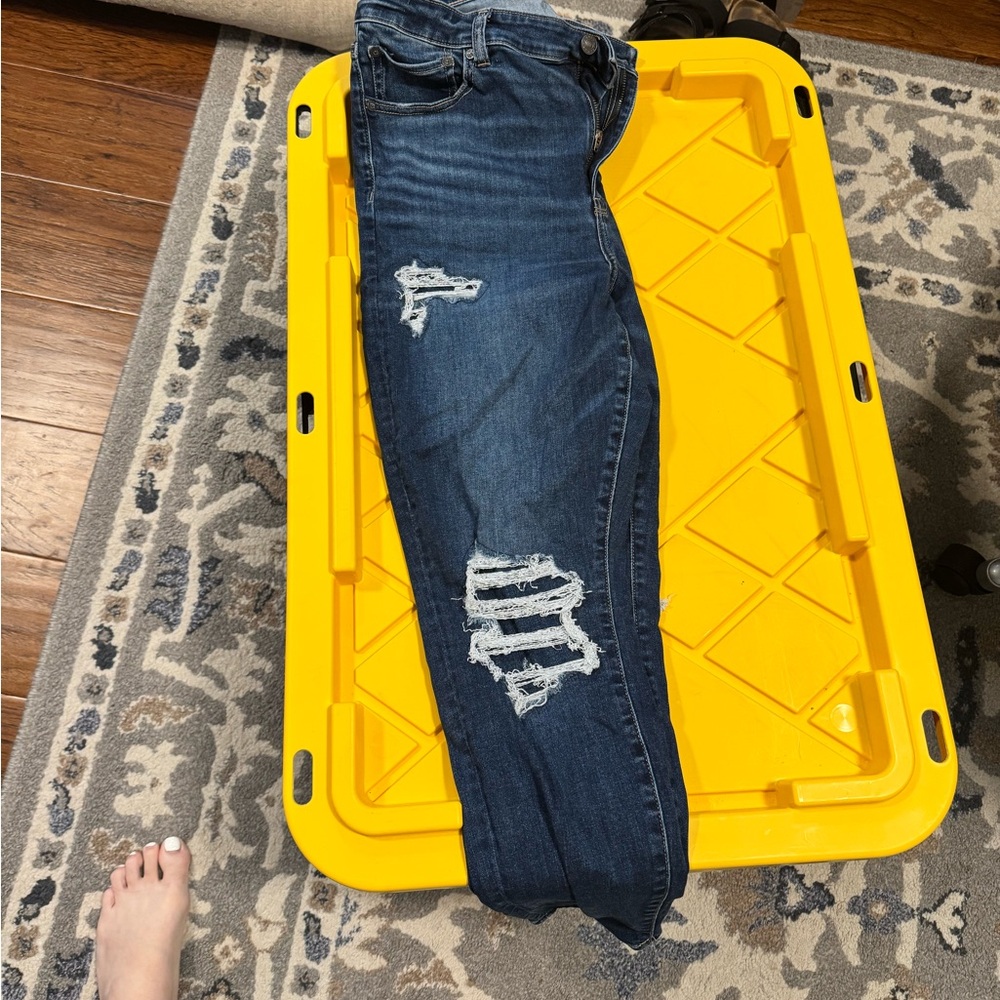 American Eagle Blue Jeggings with Classic Indigo Wash